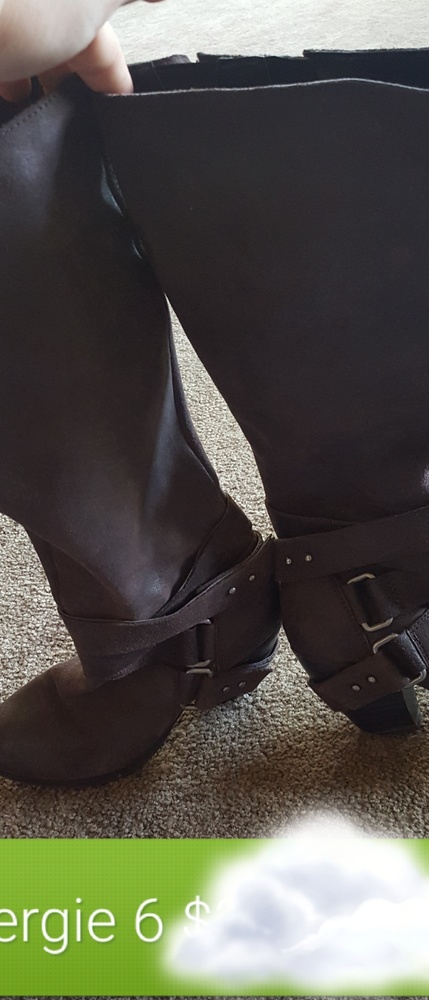 Fergie boots